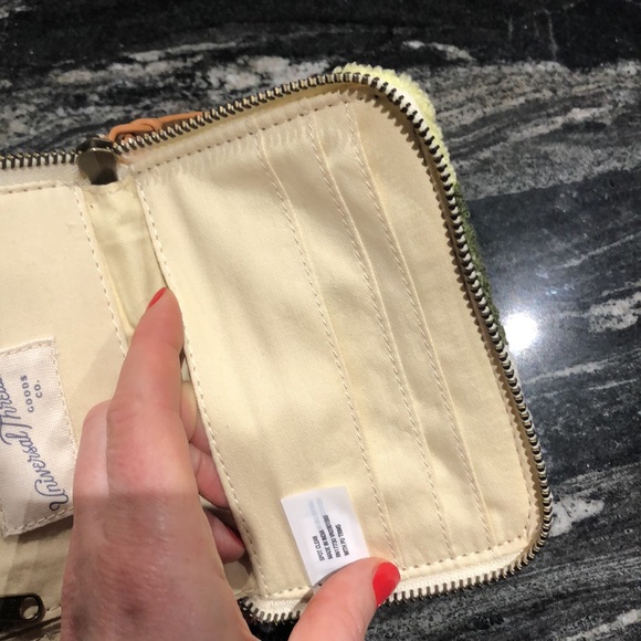 Universal Threads zip wallet from Target. - Picture 6 of 7